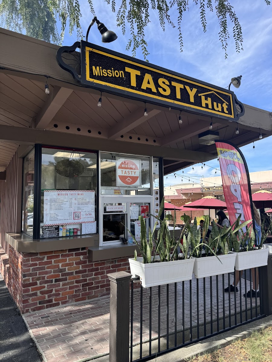 Mission Tasty Hut